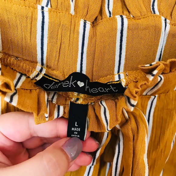 NWT Mustard Navy and White Striped Shorts - Picture 4 of 7